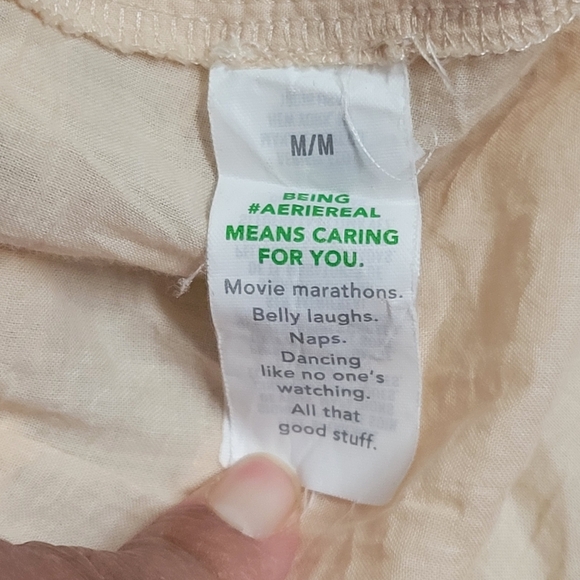 Aerie NWT lace Mini Skirt Size Medium. - Picture 7 of 9